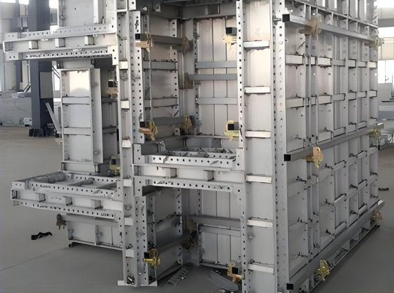 Sistema de plantilla/lengüeta de aluminio